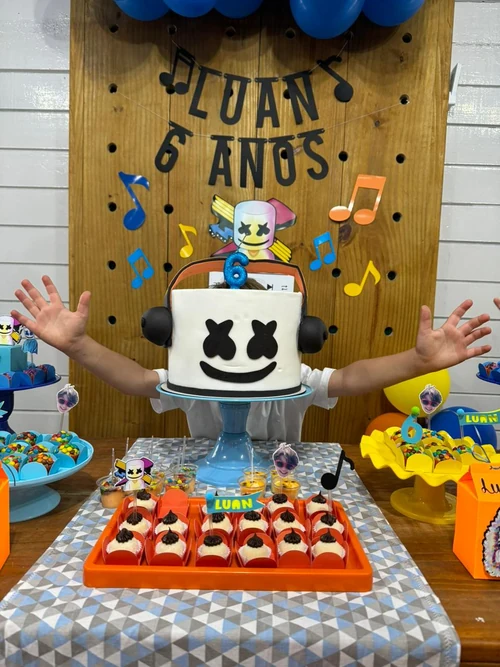 Decoração de festa DJ Marshmallow — Festaria