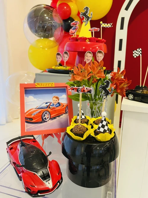 Decoração de festa Ferrari — Festaria