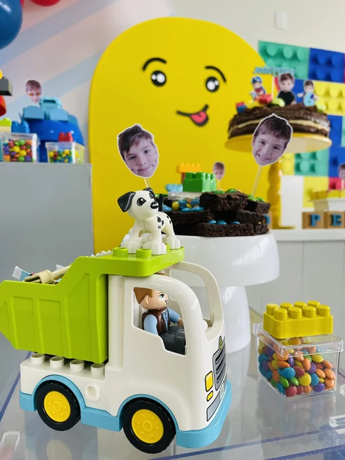 Decoração de festa Lego — Festaria