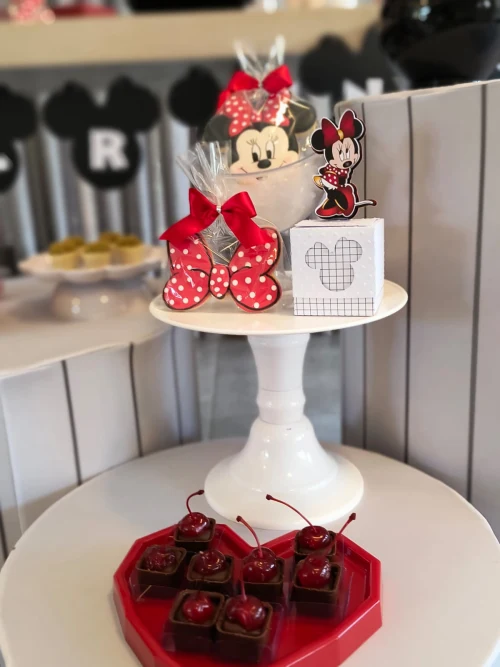 Decoração de festa Minnie — Festaria