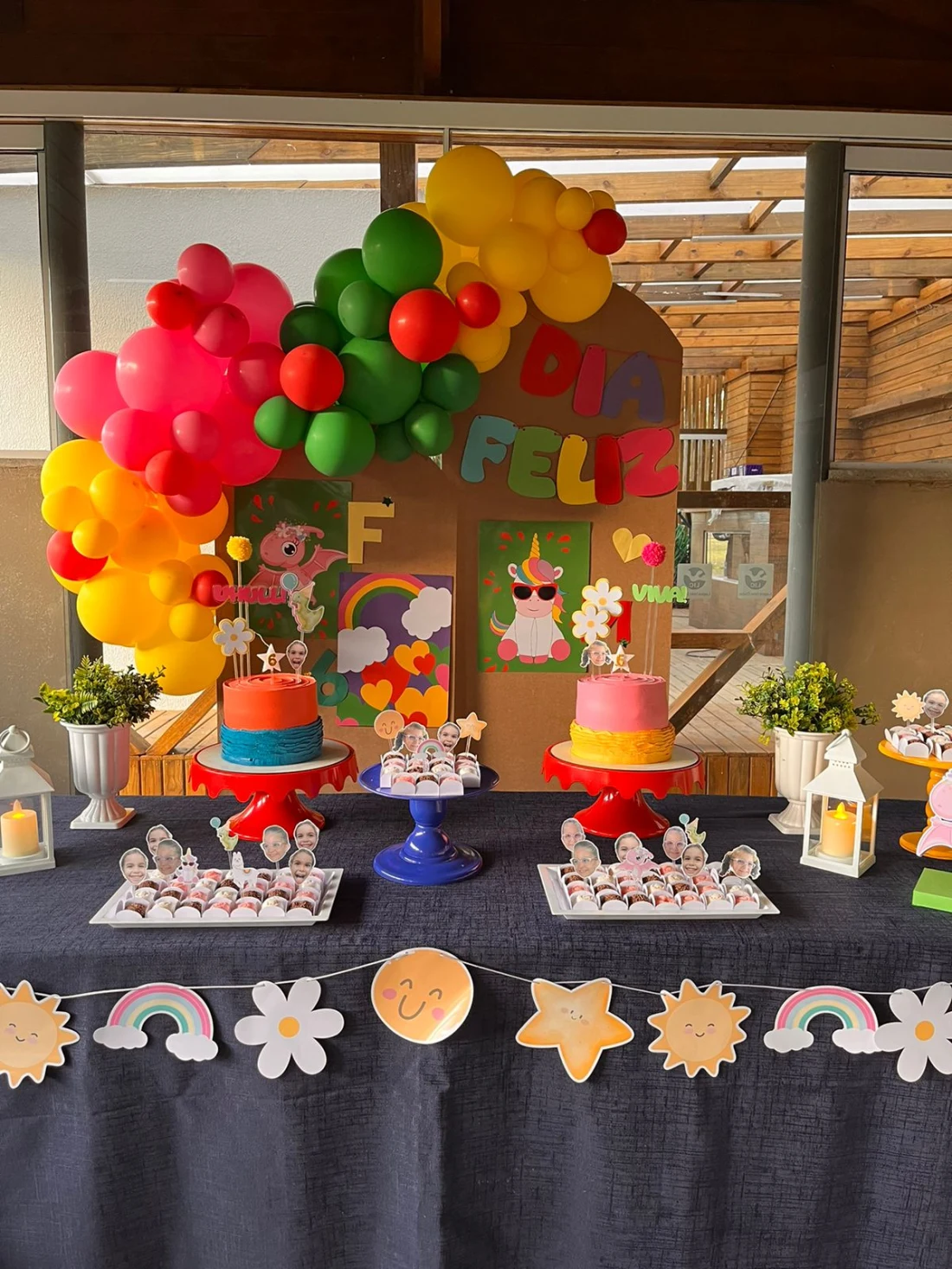 Decoração de festa Smile / dia feliz — Festaria