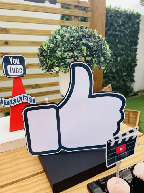 Decoração de festa Youtube — Festaria