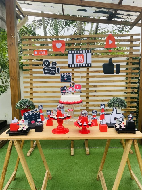 Decoração de festa Youtube — Festaria