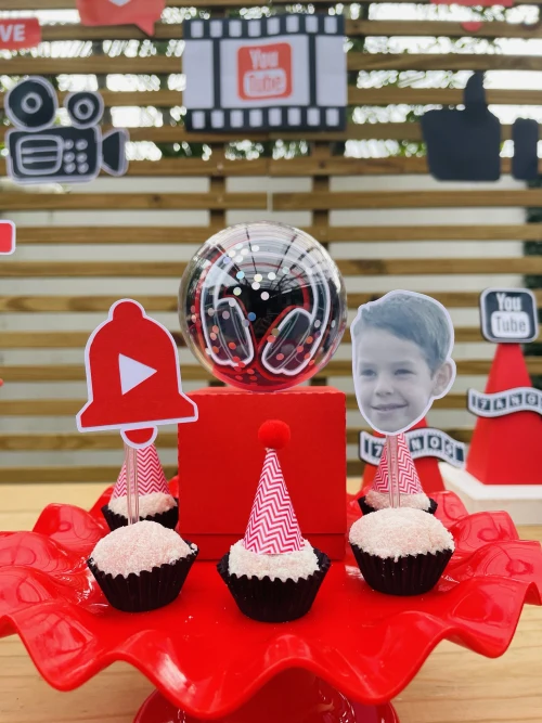 Decoração de festa Youtube — Festaria